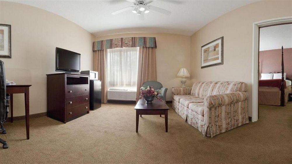 Holiday Inn Express Hotel & Suites Cincinnati-North/Sharonville Esterno foto