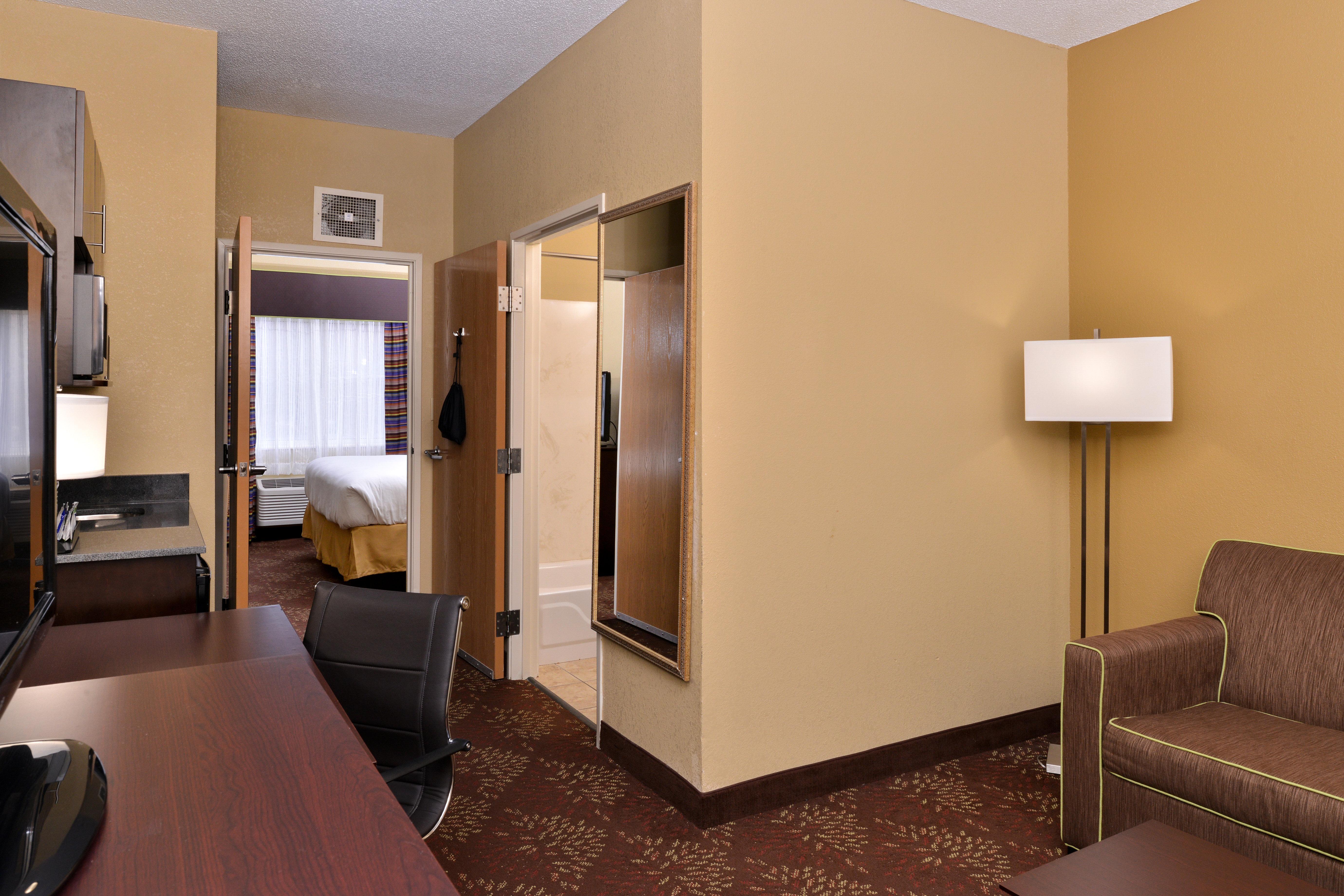 Holiday Inn Express Hotel & Suites Cincinnati-North/Sharonville Esterno foto