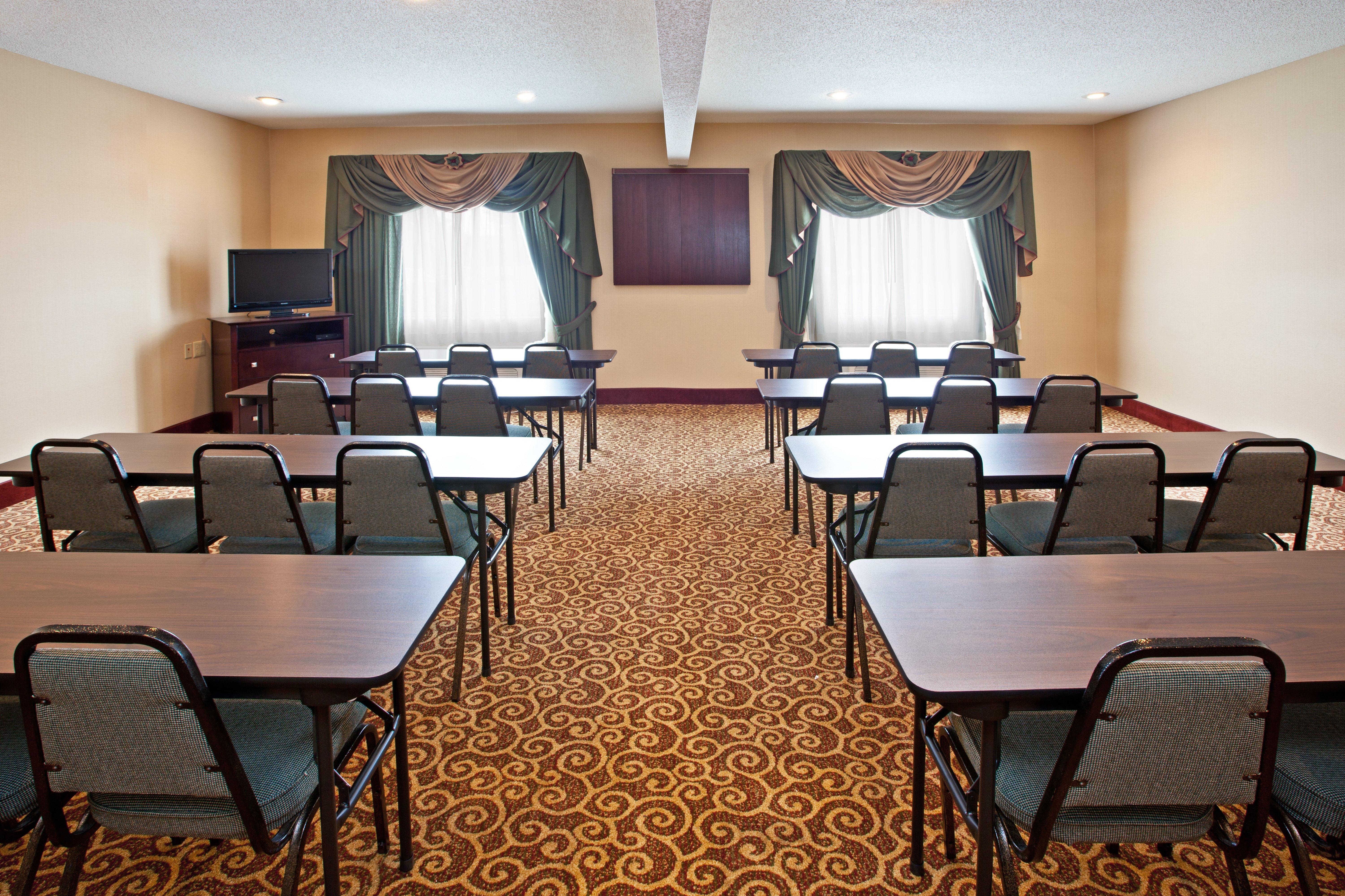Holiday Inn Express Hotel & Suites Cincinnati-North/Sharonville Esterno foto